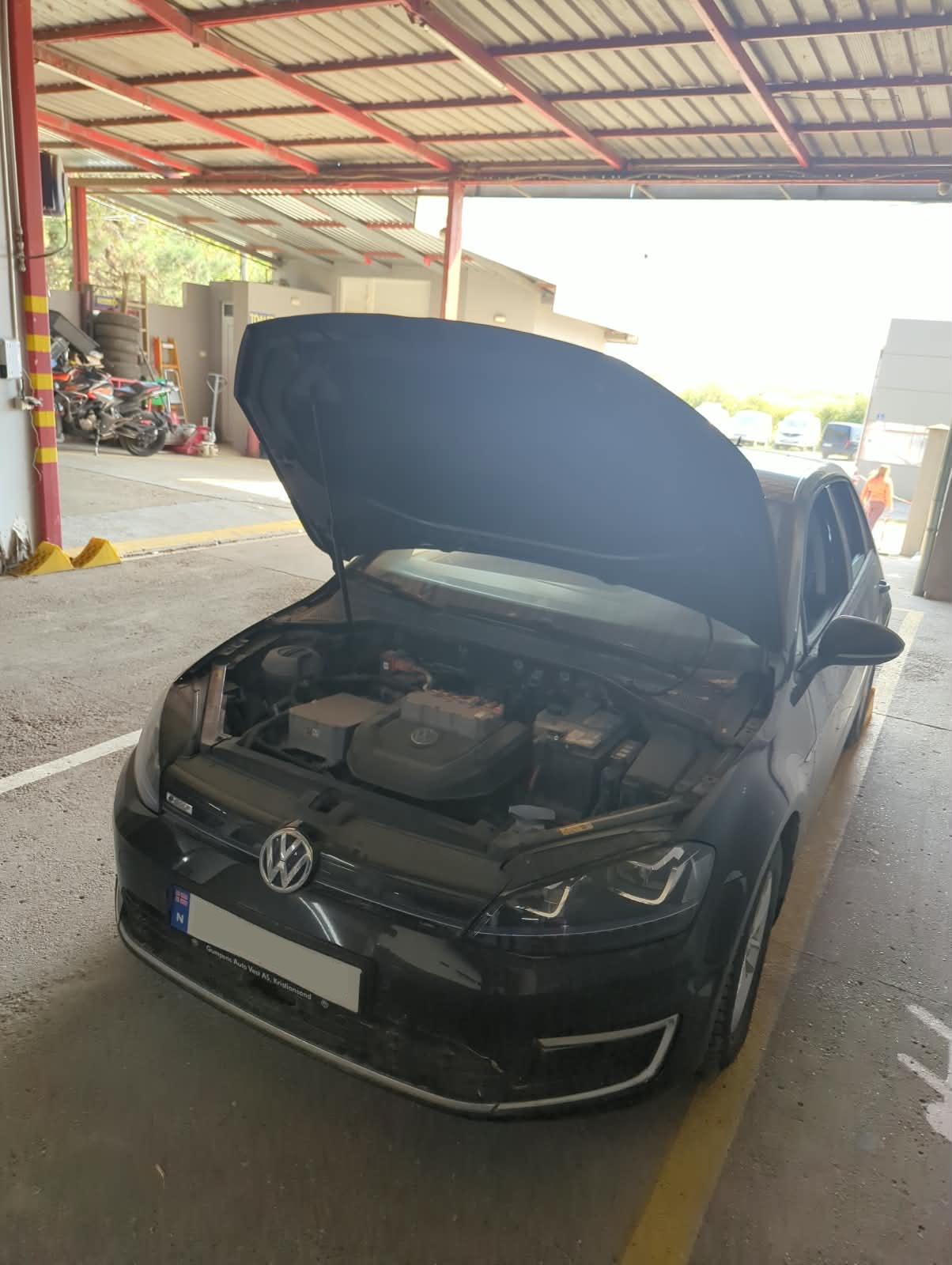 Servis elektro vozila - Volkswagen Golf GTE