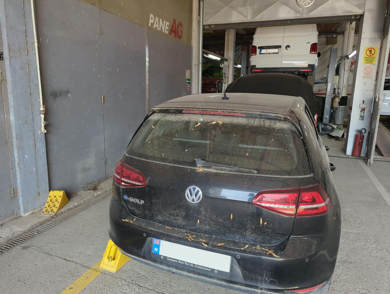 Servis elektro vozila - Volkswagen Golf GTE