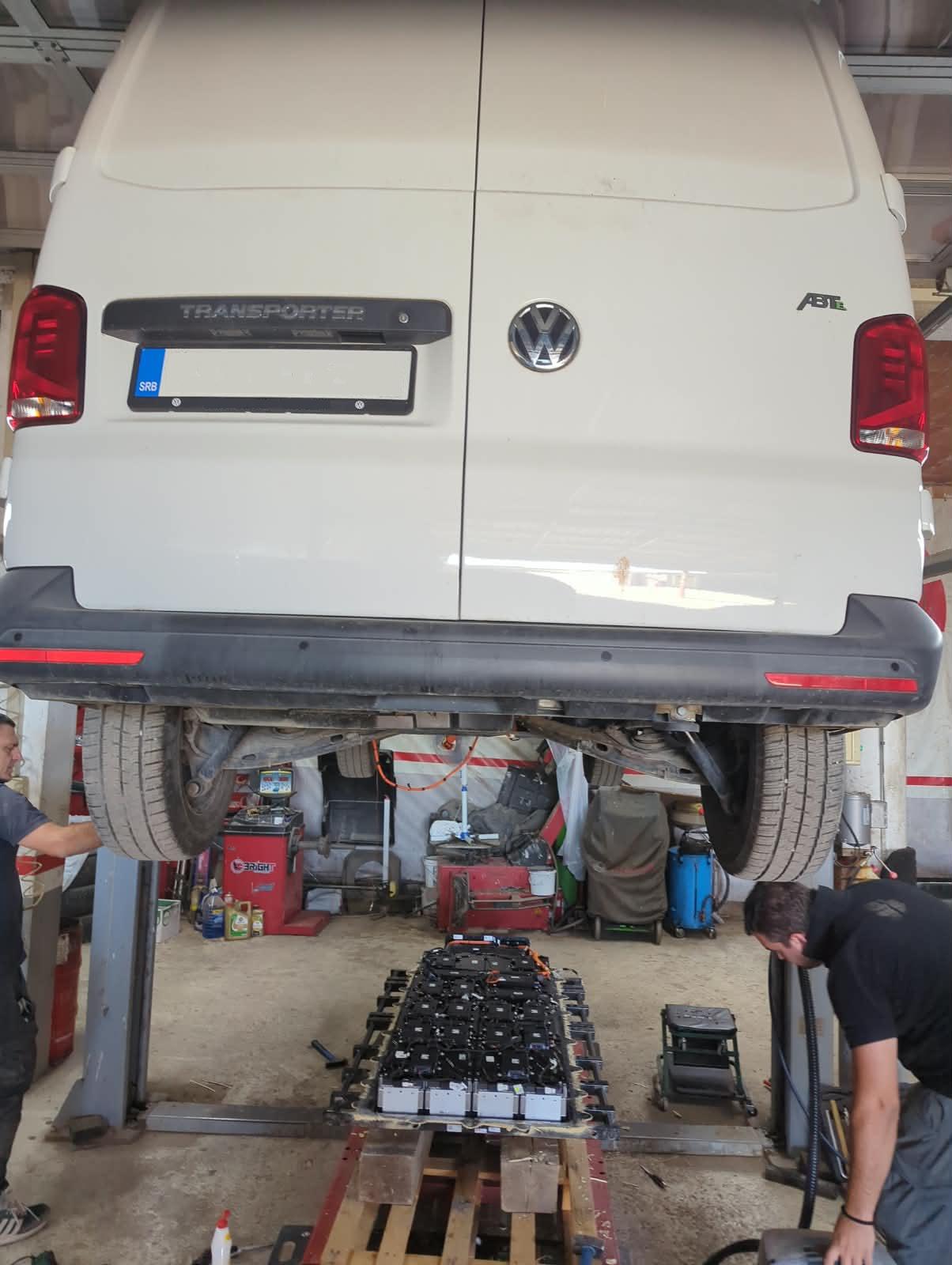 Servis elektro vozila - Volkswagen Transporter T6 ABTe